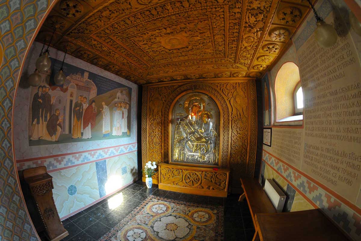 «Скоропослушница» в Киевском Архангело-Михайловском Зверинецком монастыре