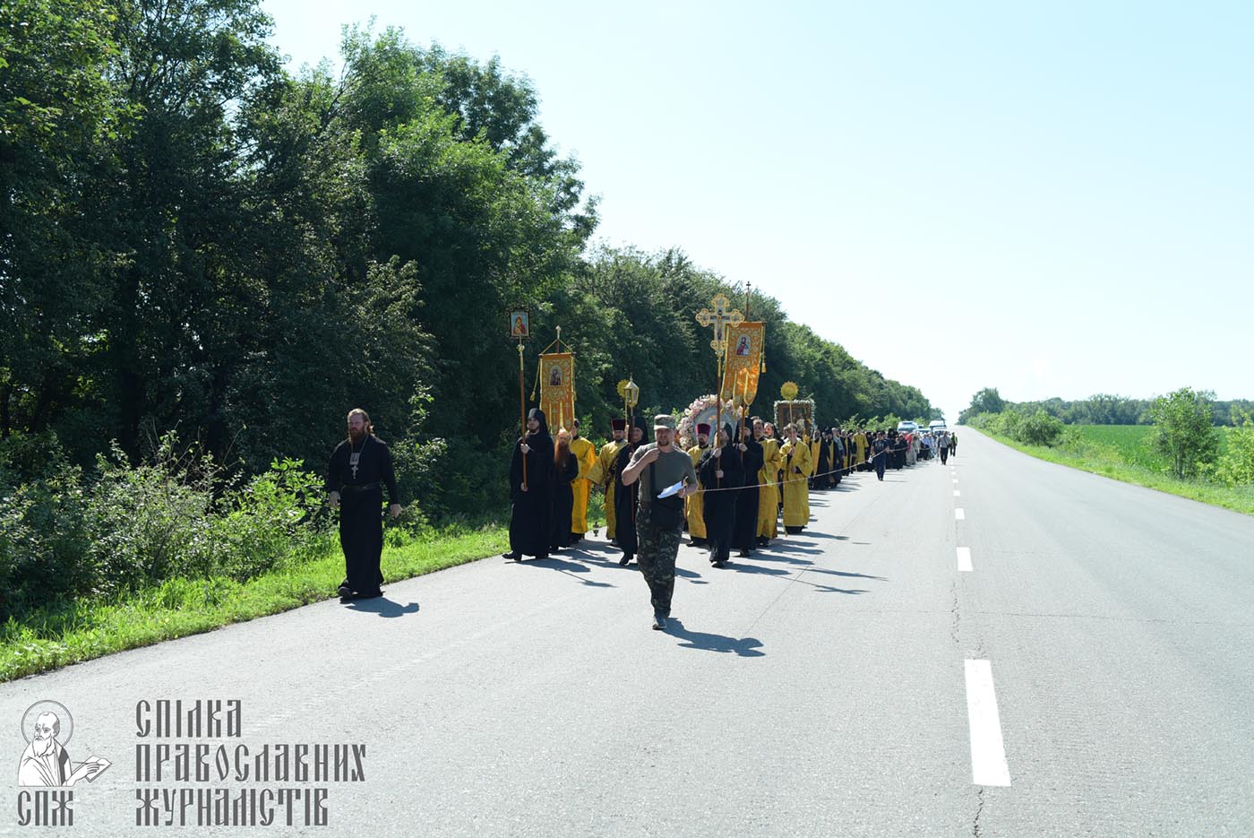 0025_0329_great ukrainian procession with the prayer for peace and unity of ukraine
