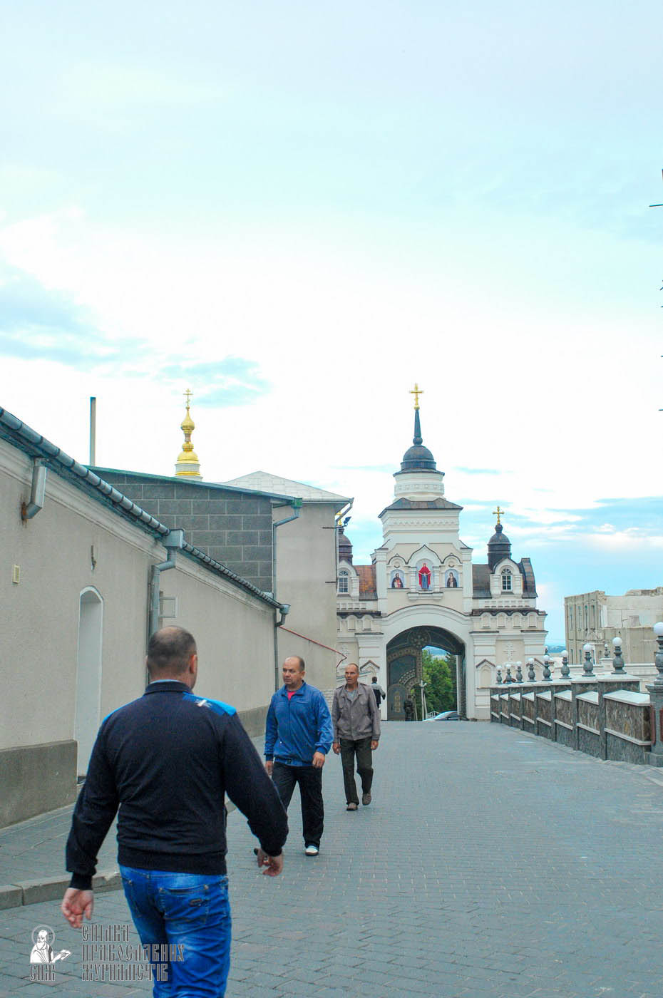easter_procession_ukraine_an_0003