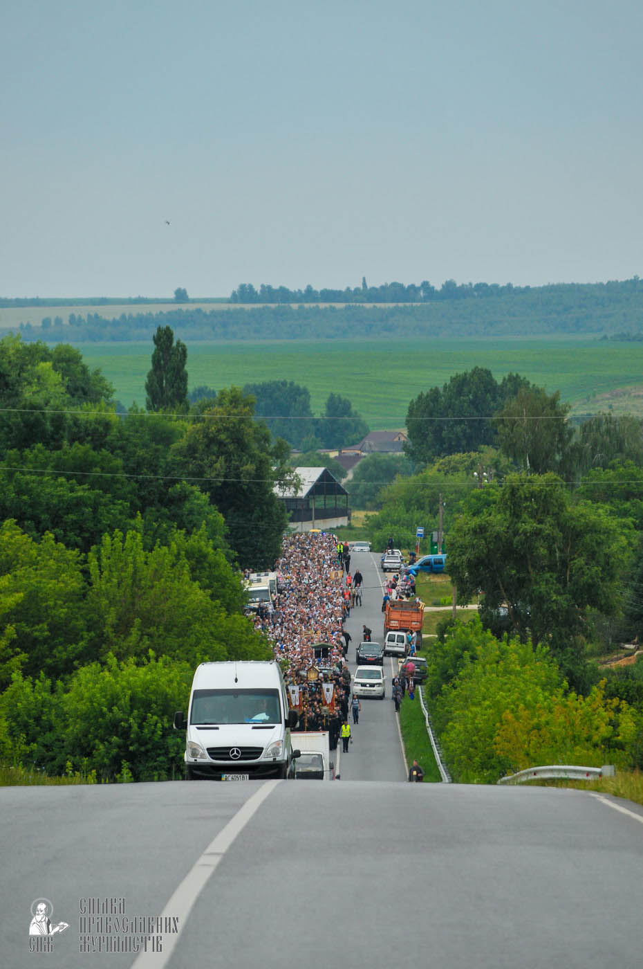 easter_procession_ukraine_an_0107