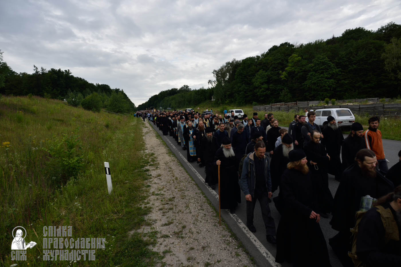 easter_procession_ukraine_pochaev_0237