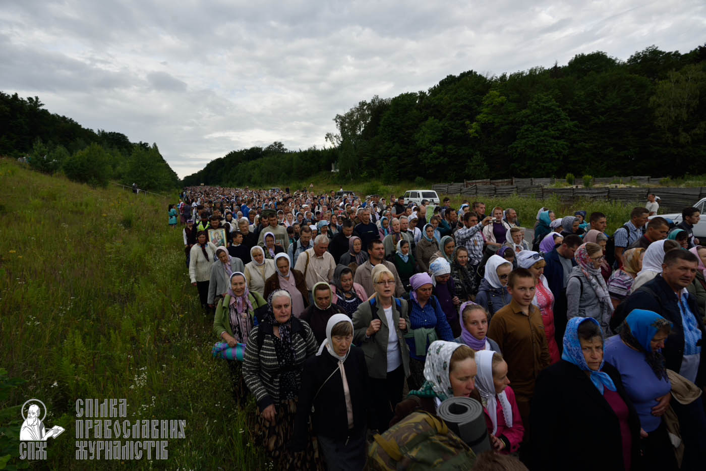 easter_procession_ukraine_pochaev_0251