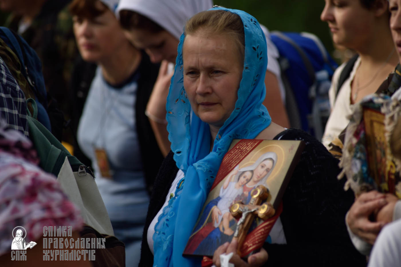 easter_procession_ukraine_pochaev_0307