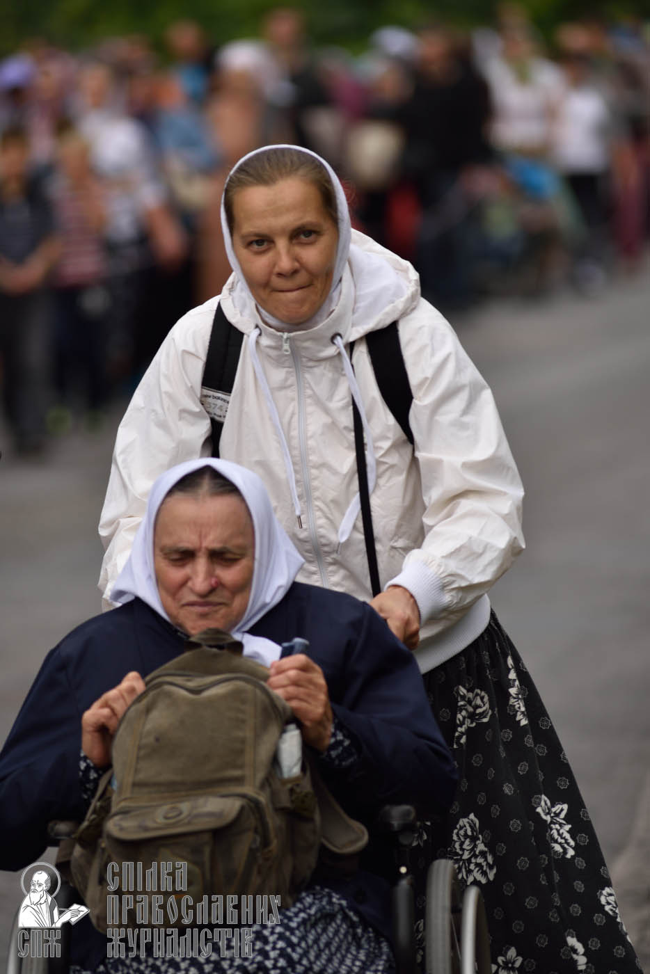 easter_procession_ukraine_pochaev_0340