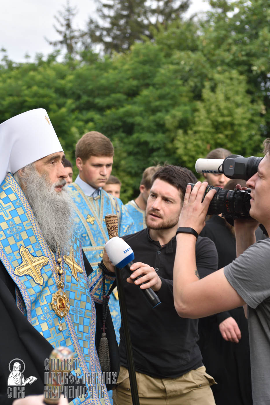 easter_procession_ukraine_pochaev_0370