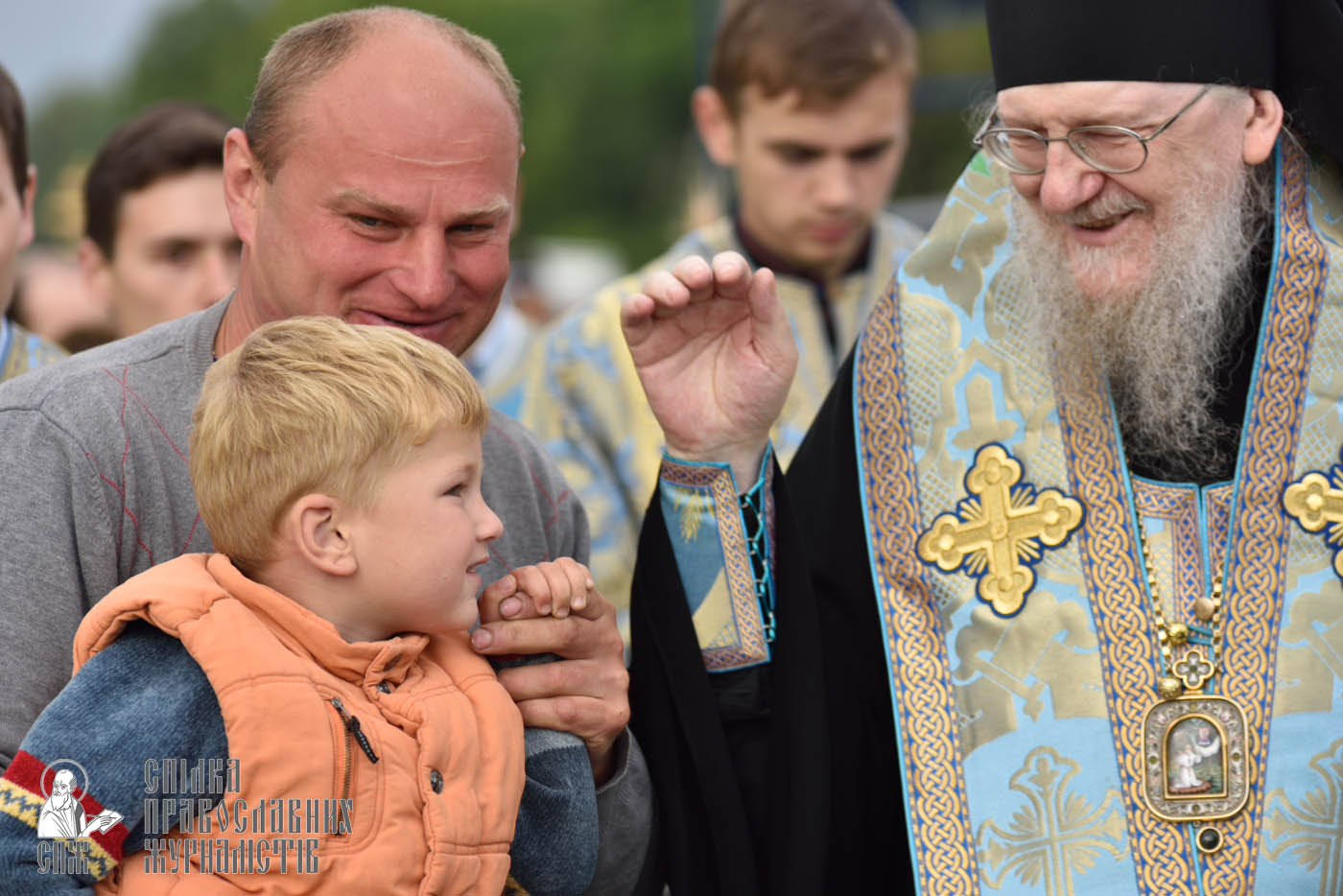 easter_procession_ukraine_pochaev_0379