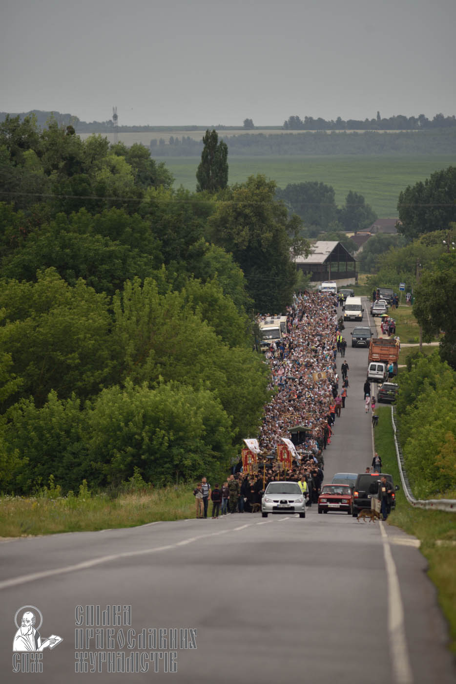 easter_procession_ukraine_pochaev_0393