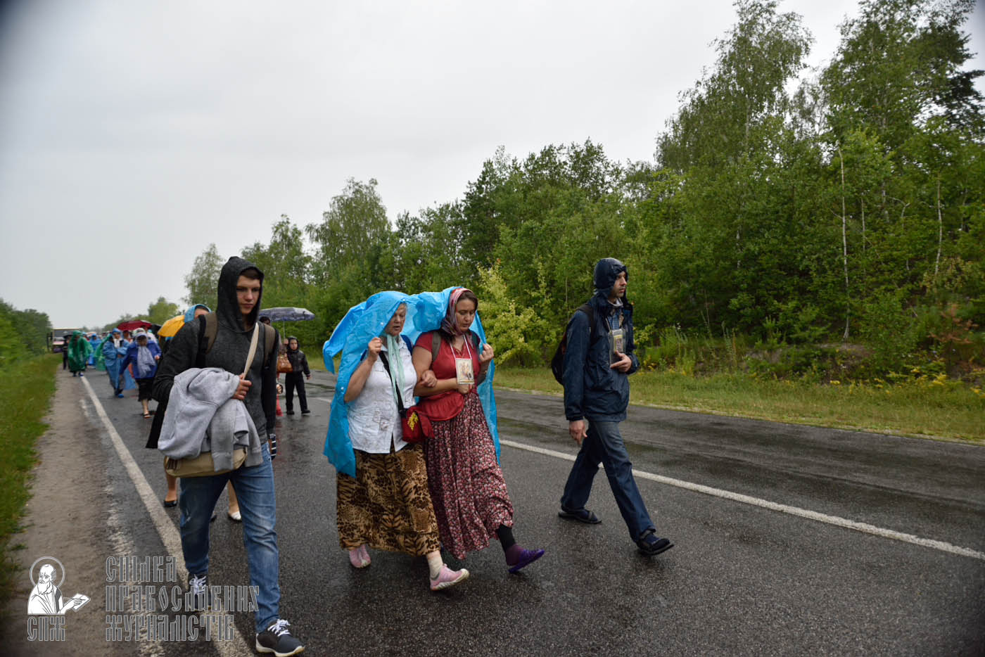 easter_procession_ukraine_pochaev_0438