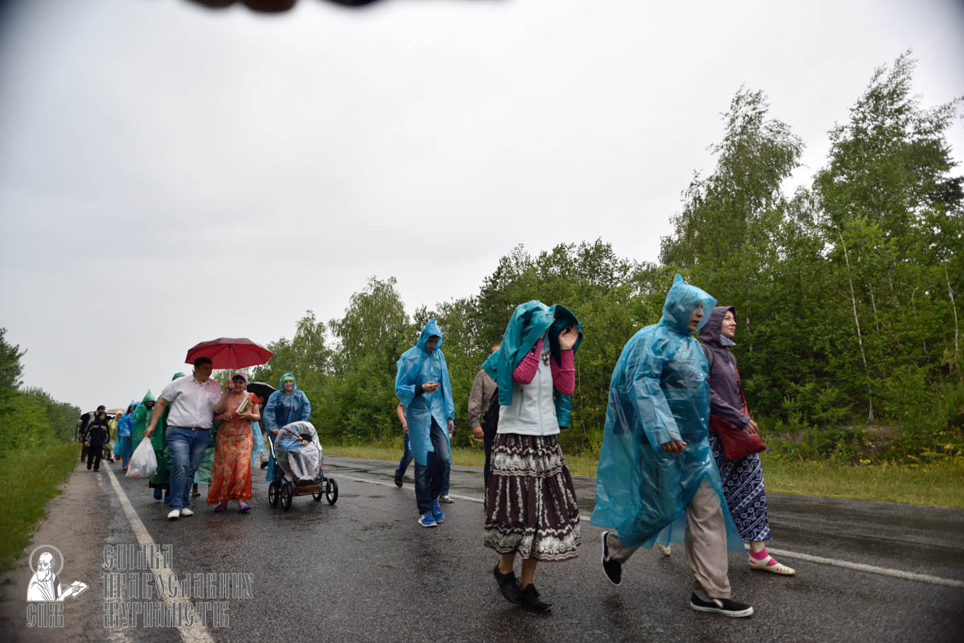 easter_procession_ukraine_pochaev_0439