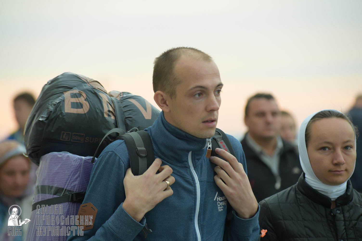 easter_procession_ukraine_pochaev_sr_0018