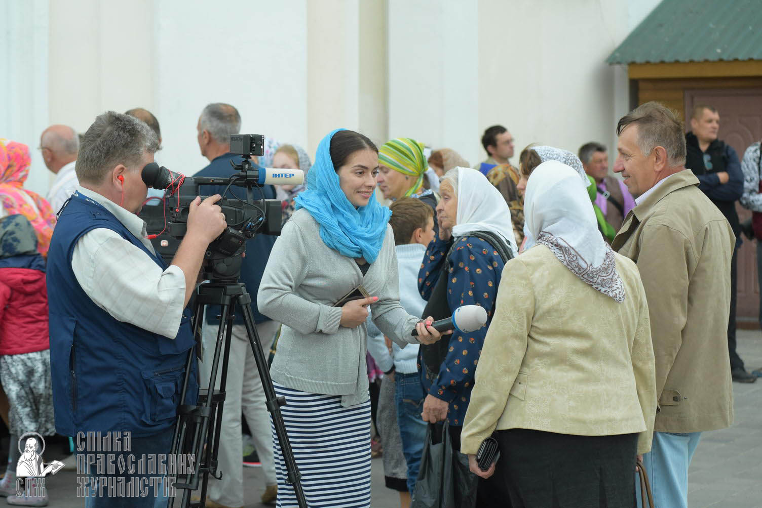 easter_procession_ukraine_pochaev_sr_0026