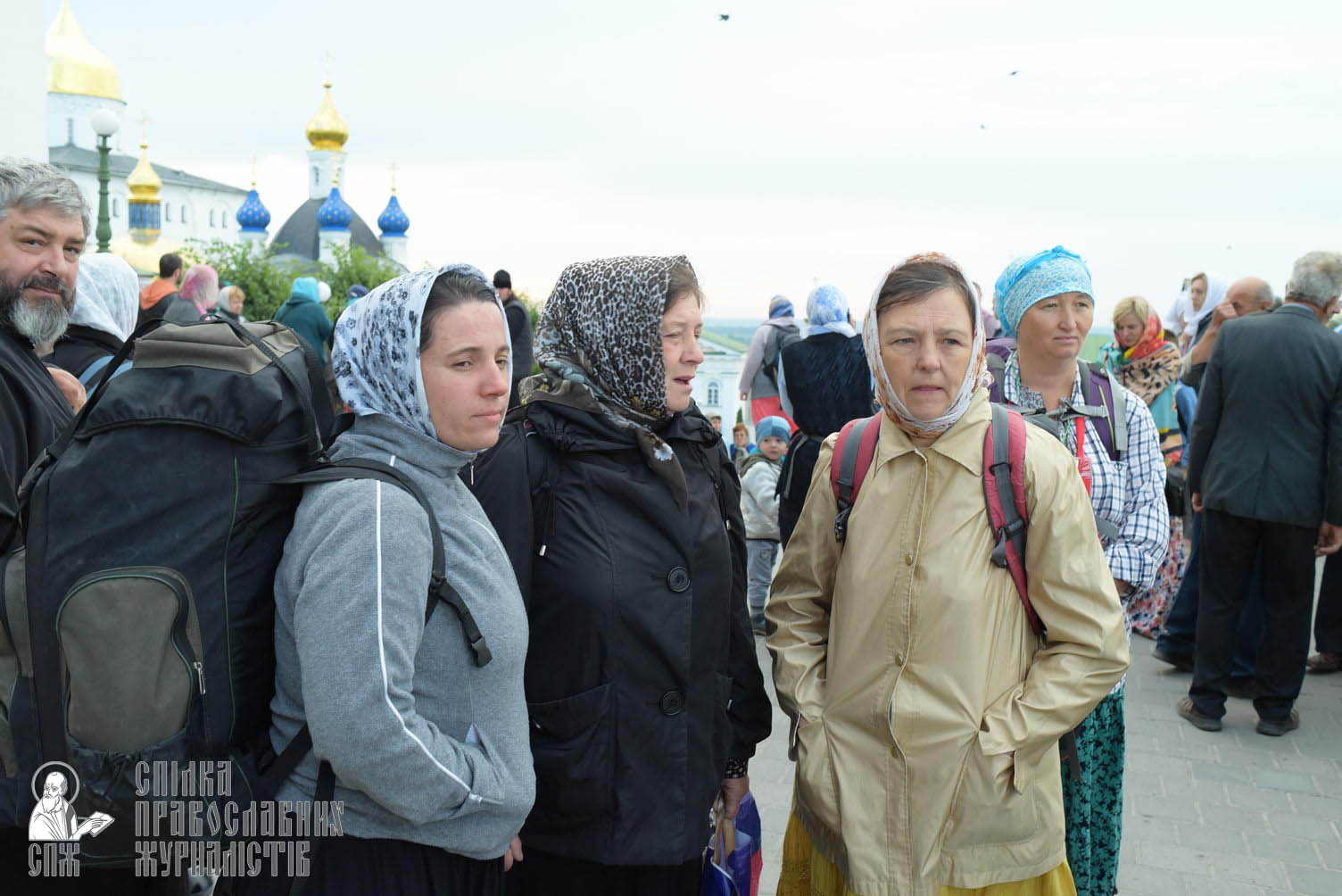 easter_procession_ukraine_pochaev_sr_0052