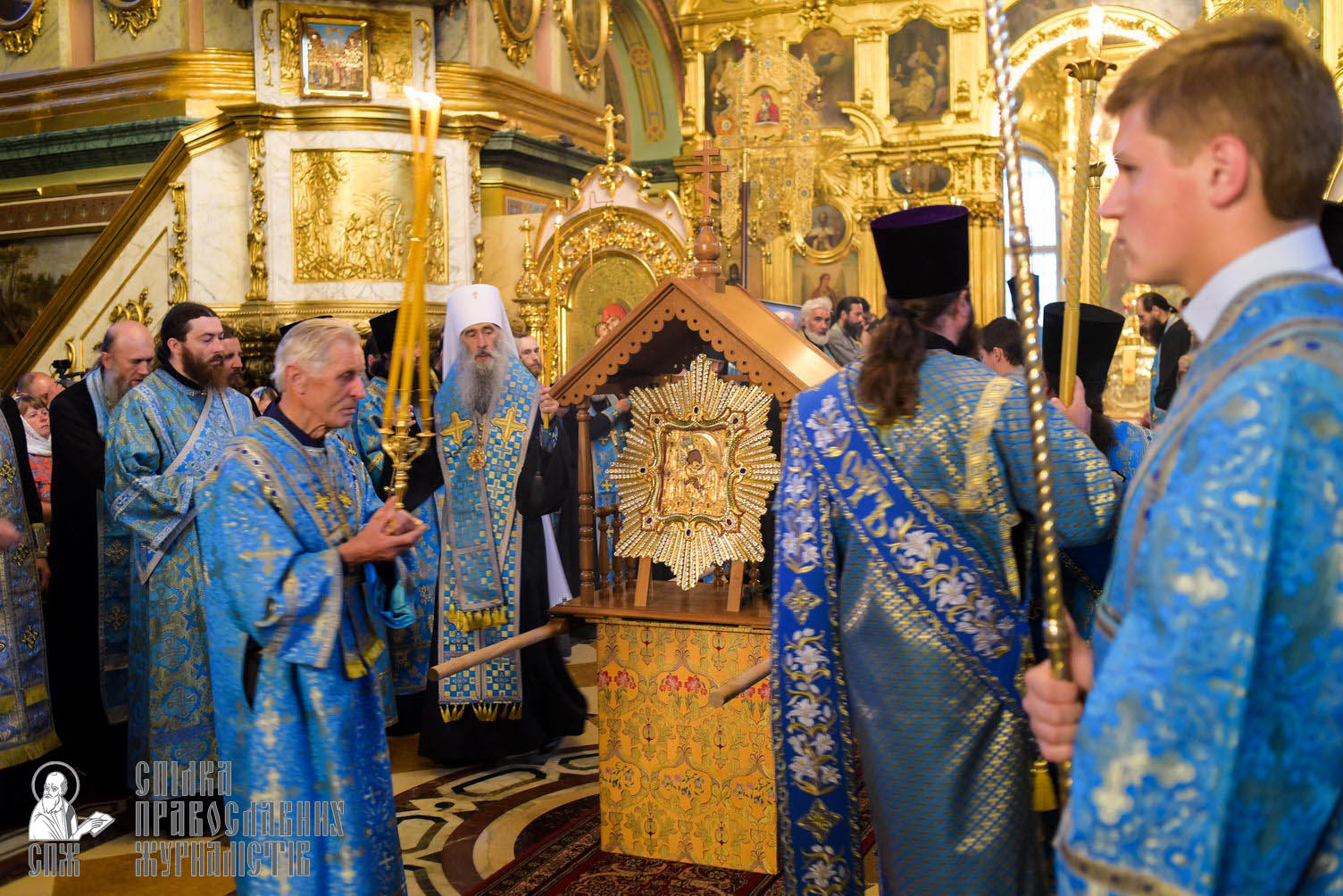easter_procession_ukraine_pochaev_sr_0081