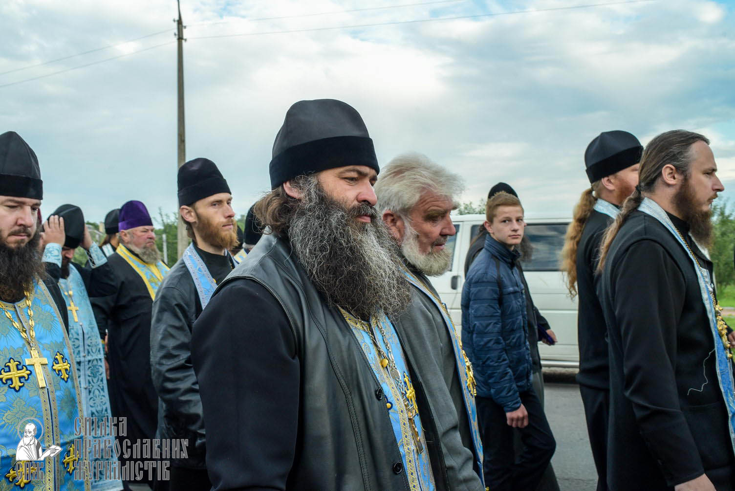 easter_procession_ukraine_pochaev_sr_0141