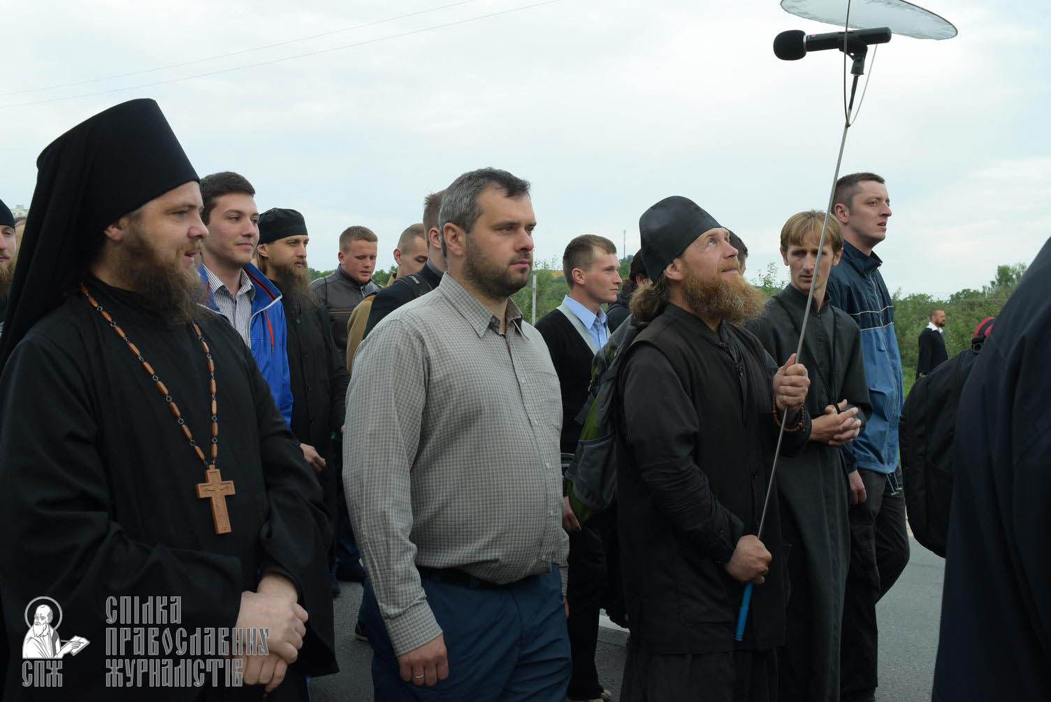 easter_procession_ukraine_pochaev_sr_0153