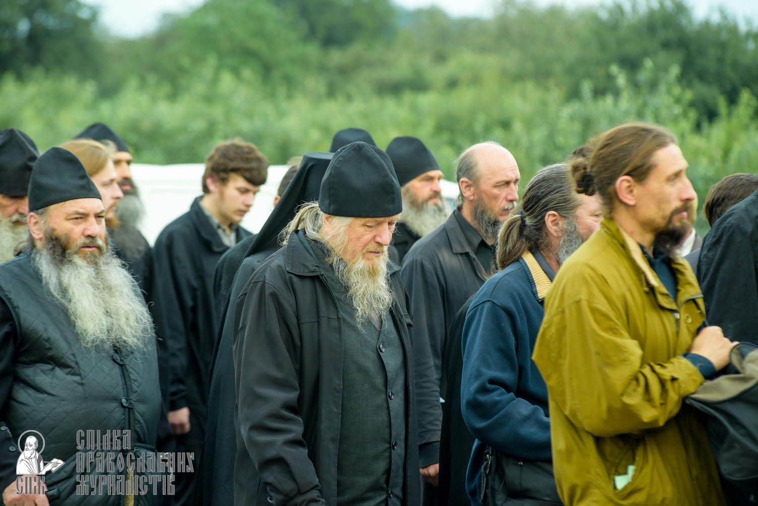 easter_procession_ukraine_pochaev_sr_0162