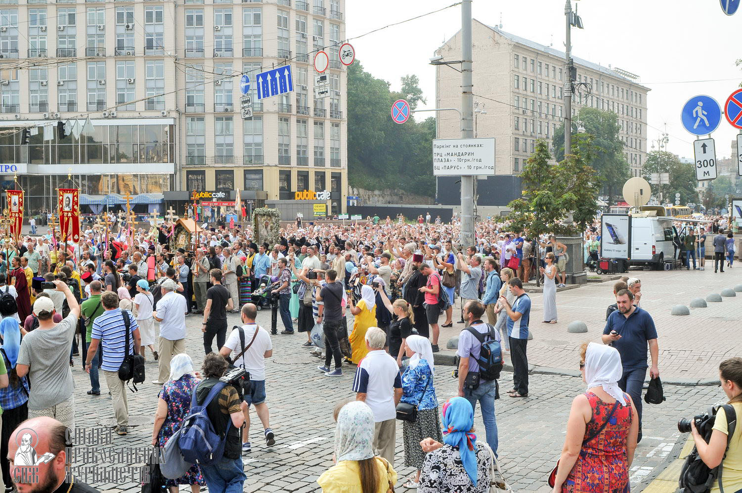 easter_procession_ukraine_an_0091