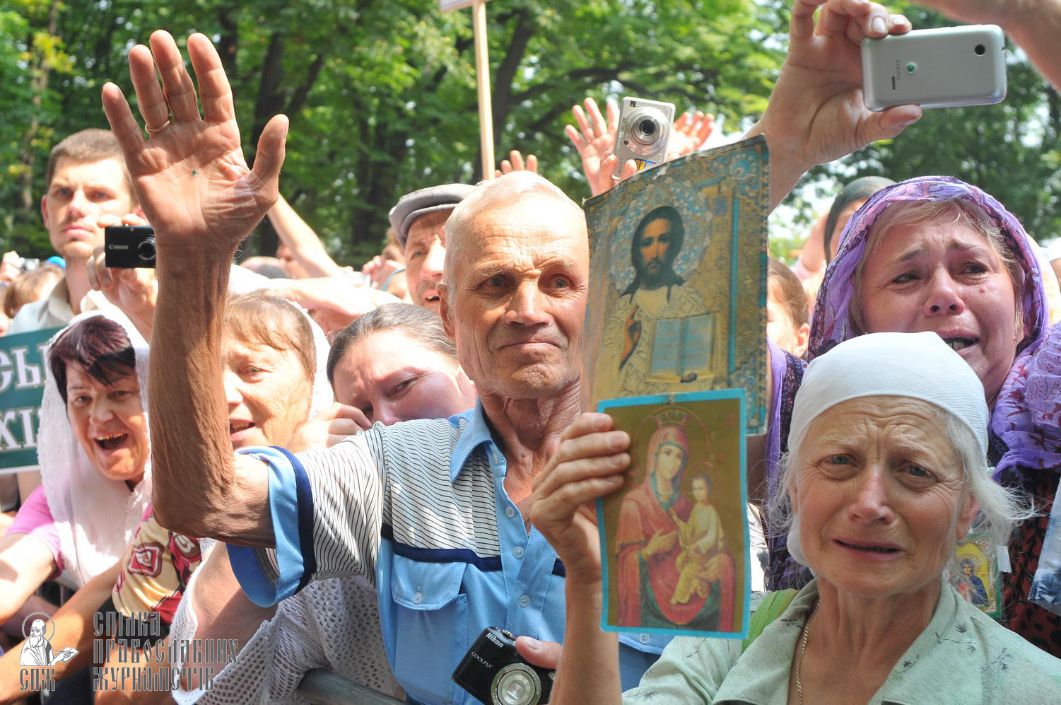 easter_procession_ukraine_an_0141