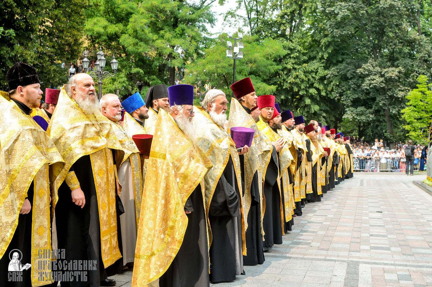 easter_procession_ukraine_an_0147