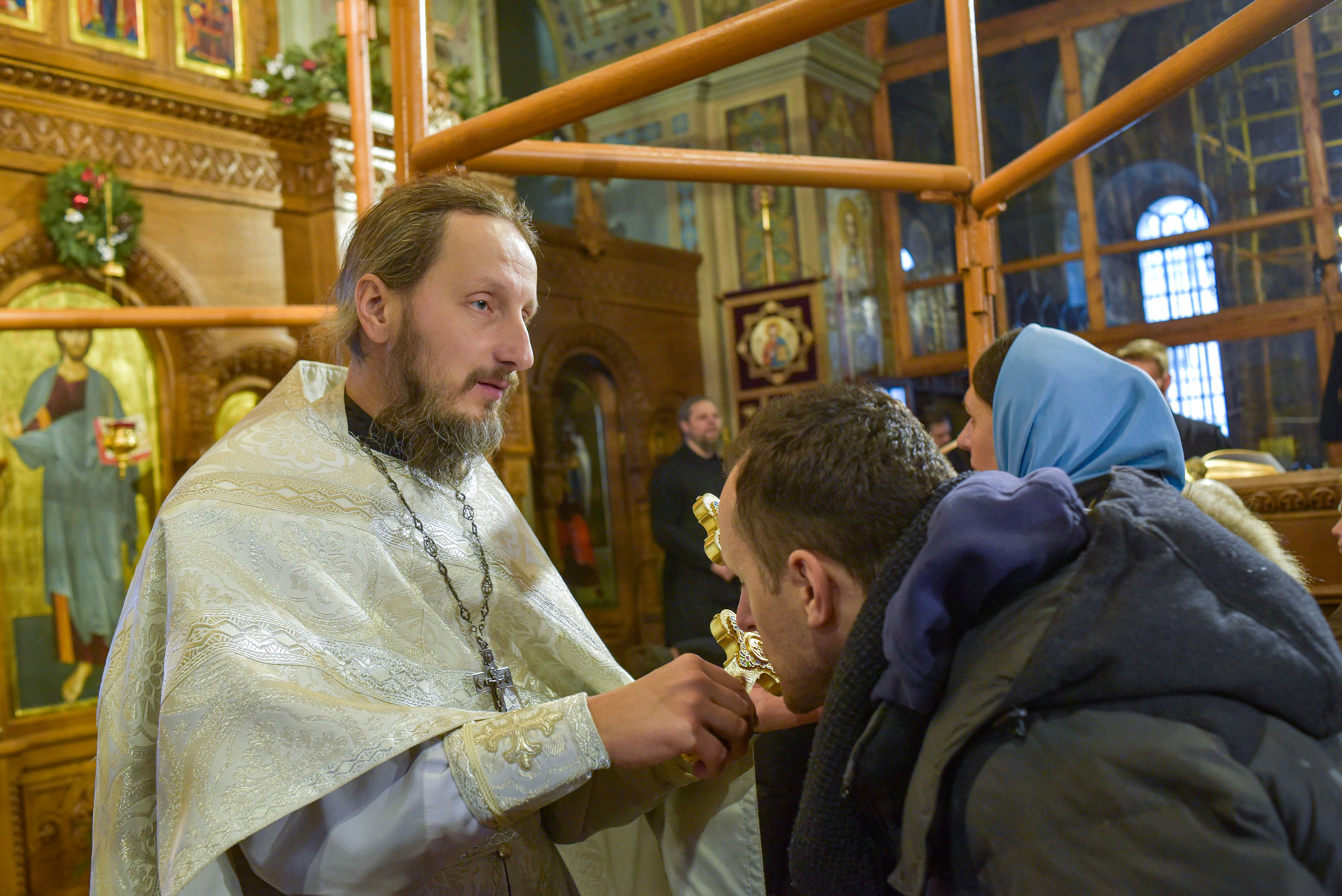 photos of orthodox christmas 0230 1