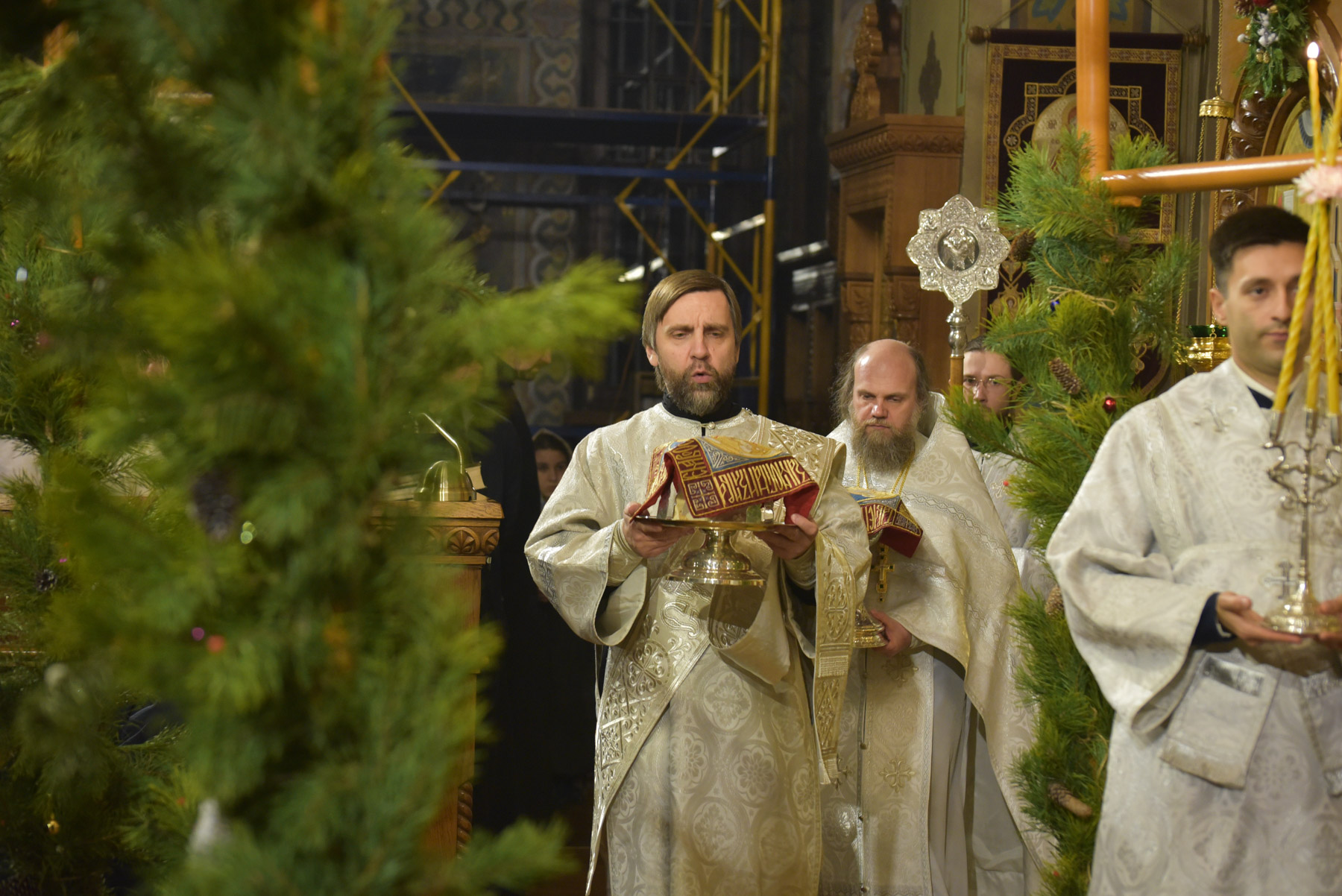 photos of orthodox christmas 0319