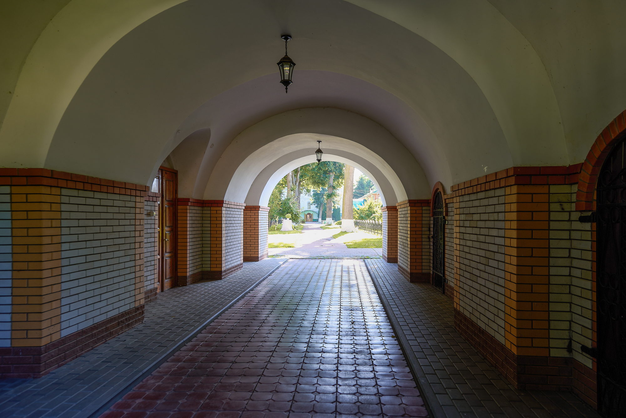 Gustinya monastir