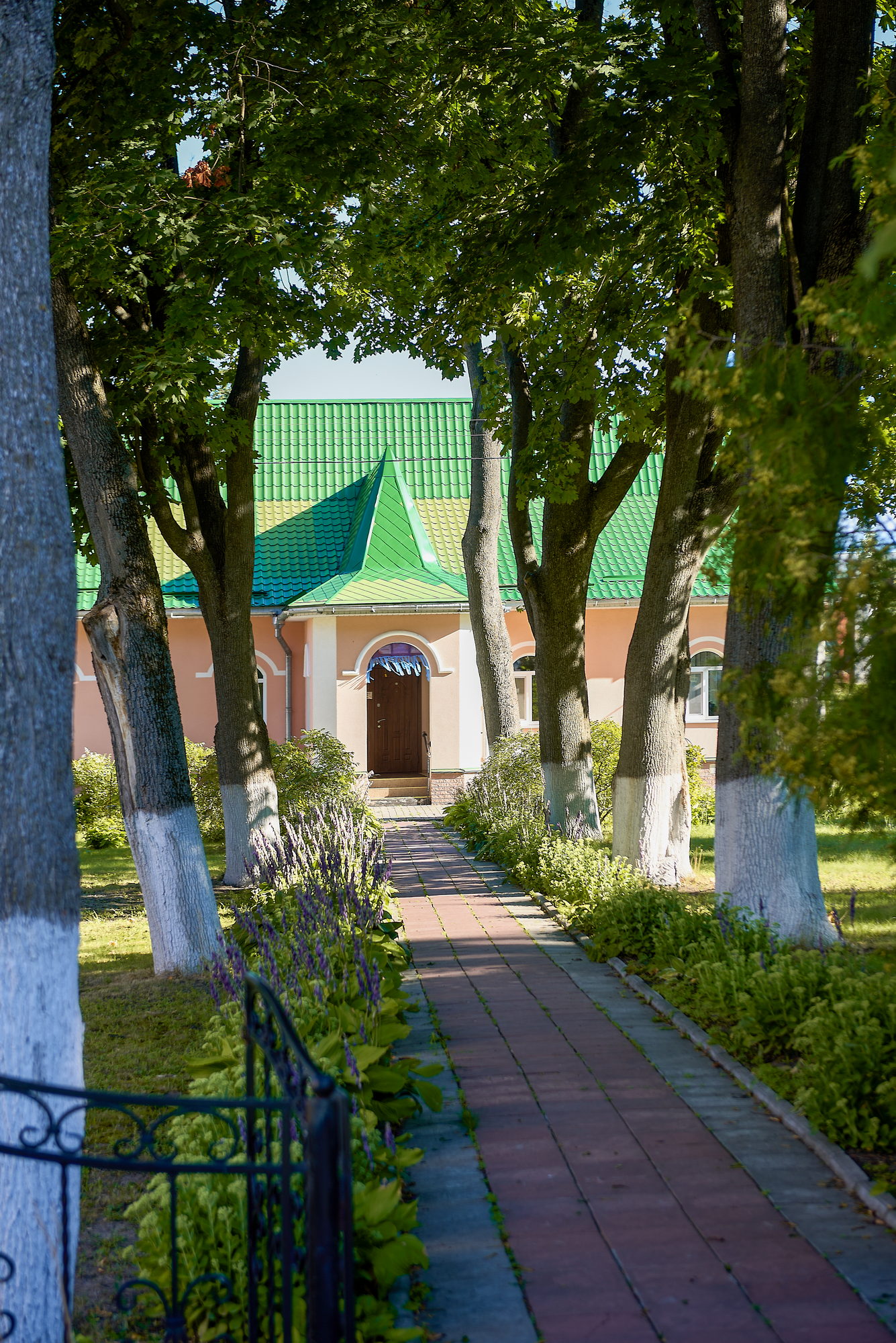 Gustinya monastir